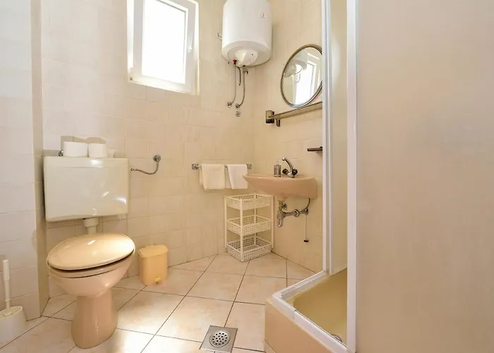 Ana Apartamento
