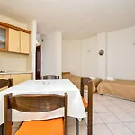 Ana Apartman *
