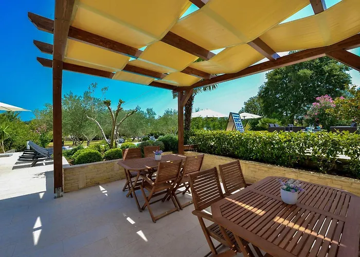 アパート Ana ククリカ