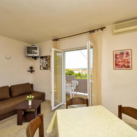 Ana Apartmán