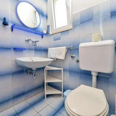 Ana Apartmán *