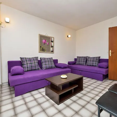 Ana Apartmán